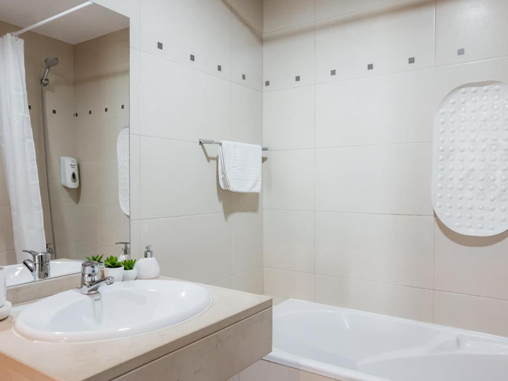 Appartamento Guestready - A Sunny Delight In Funchal Esterno foto