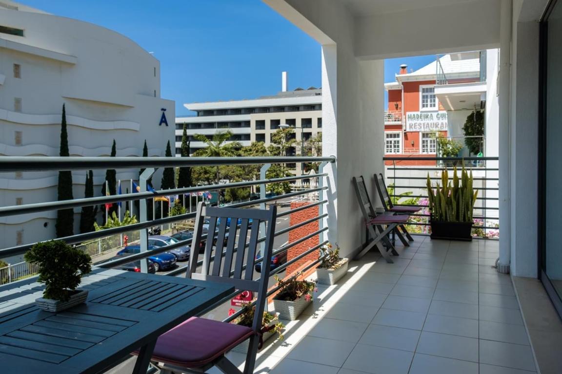 Appartamento Guestready - A Sunny Delight In Funchal Esterno foto